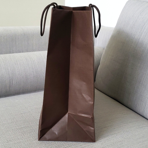 Louis Vuitton Large paper shopping bag - Picture 4 of 6